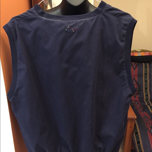 NWTGreg Norman Alphametals Golf Vest Shark - Picture 6 of 7